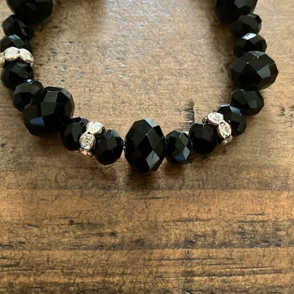 Black Fashion Jewelry bracelet EUC - Picture 3 of 4